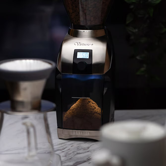 https://makerscoffee.com/wp-content/uploads/2020/02/The-Virtuoso-Coffee-Grinder-Light-up.jpg